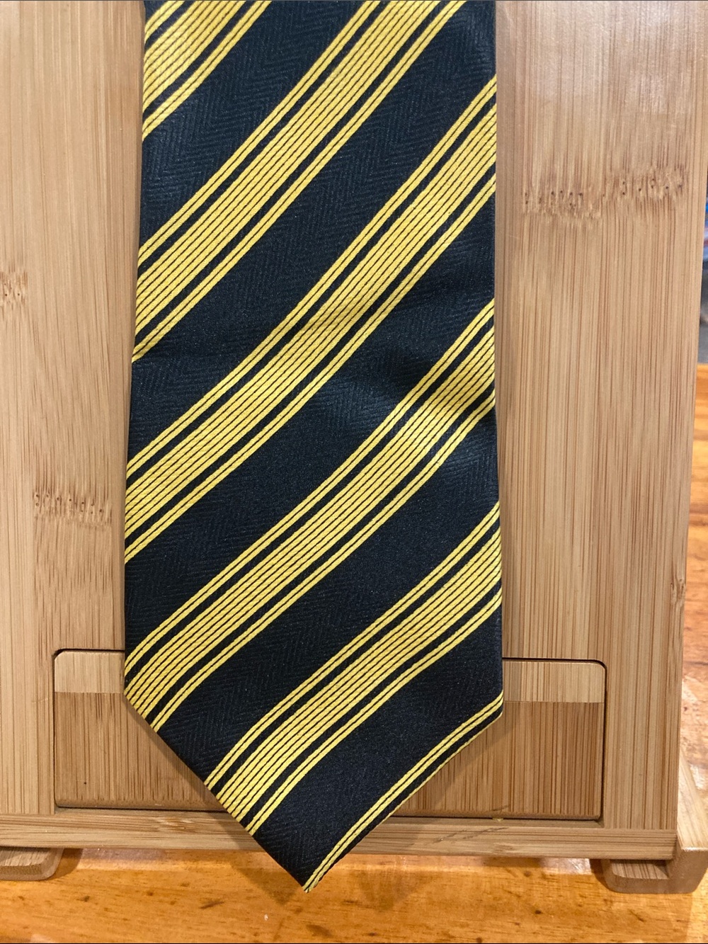Black and Yellow Striped Men's Tie - Classic Diagonal Design
